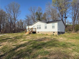 129 Dorsey Rd, Cleveland, GA 30528