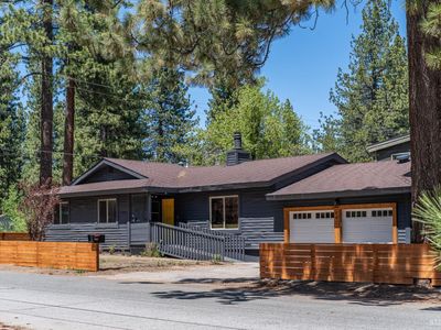 941 Sunset Dr, South Lake Tahoe, CA, 96150