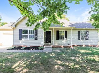 102 Fairwood Ct, Smyrna, TN 37167
