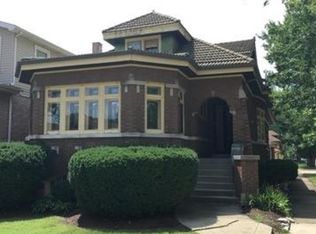 1902 Clinton Ave, Berwyn, IL 60402