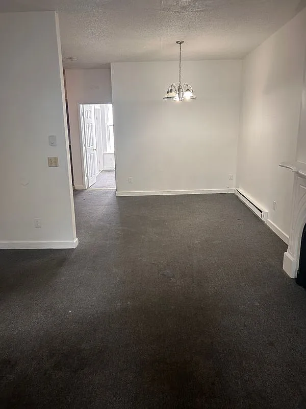 2 bed, 1.0 bath, 840 sqft, $1,250 — Photo 4