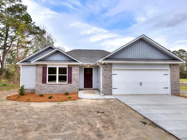 213 S Hampton St, Pinewood, SC 29125