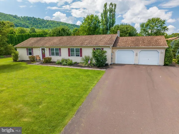 3 Heartland Blvd, Elysburg, PA 17824