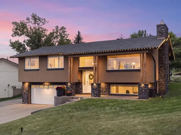 615 N 63rd Ave NW, Calgary, AB T2K 5L3