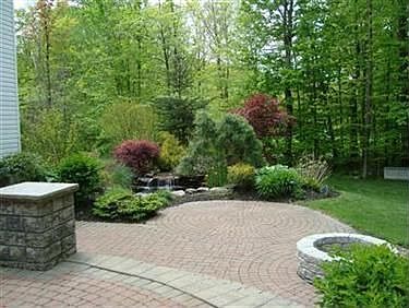 3rd image of 8684 Kirkwood Dr