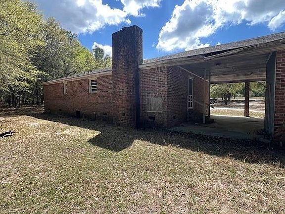 2nd image of 586 Drag Strip Rd