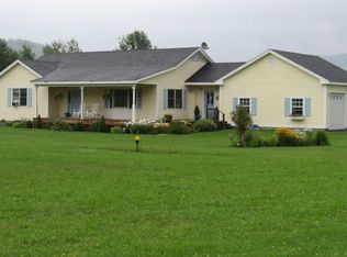4124 Us Route 5 N, Bradford, VT 05033