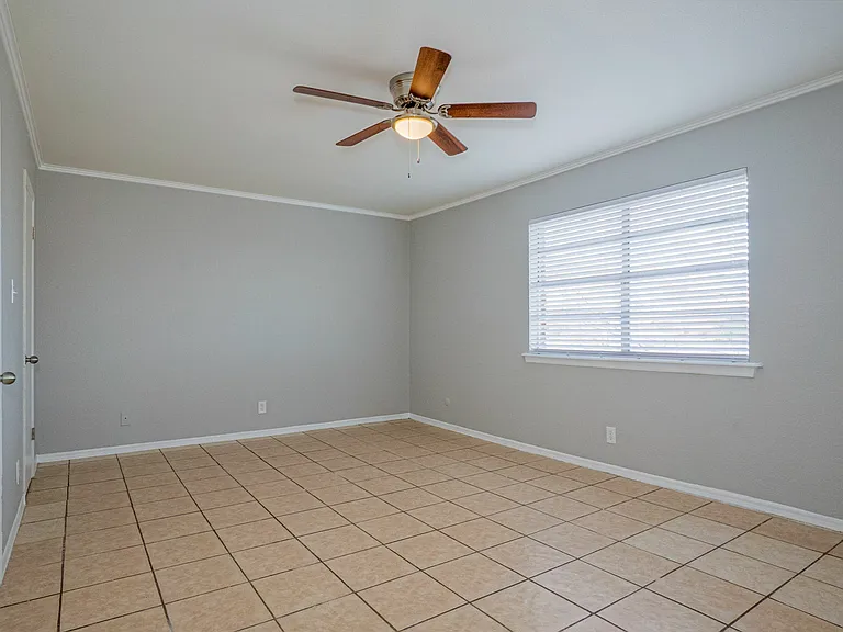 3313 Johnson Ave #16 — Photo 15
