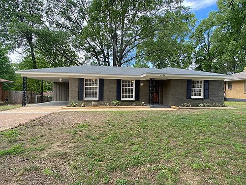 4029 Graceland Dr Photo 1