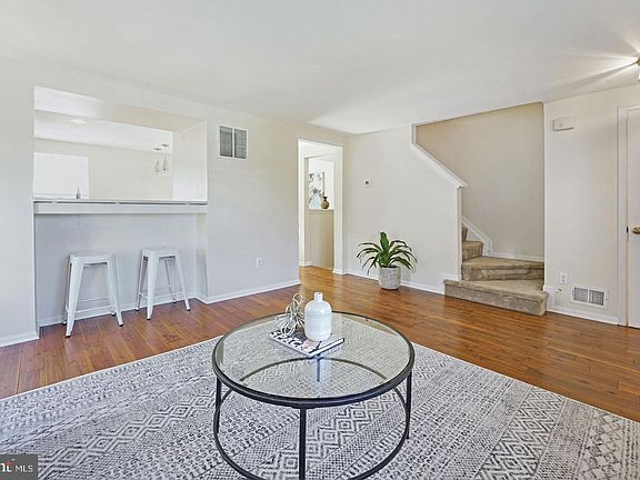 5th image of 3433 Belleplain Ct