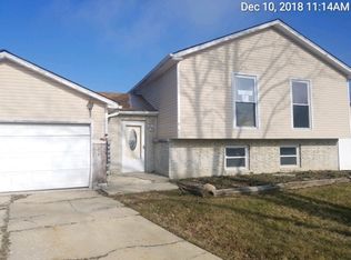 610 Old Forge Ct, University Park, IL 60484