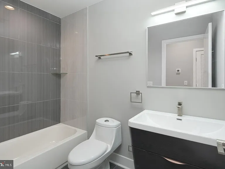 1634 Cambridge St #B — Photo 5