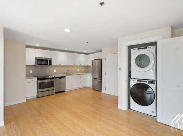 101 Hillside Ave East Side of Providence