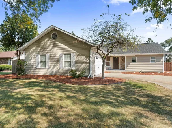 23667 Woodsdale Ct, Elkhart, IN 46516