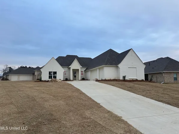 916 Waters Edge, Brandon, MS 39047