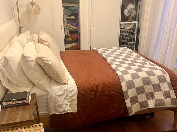 213 Eastern Parkway image 10 of 14