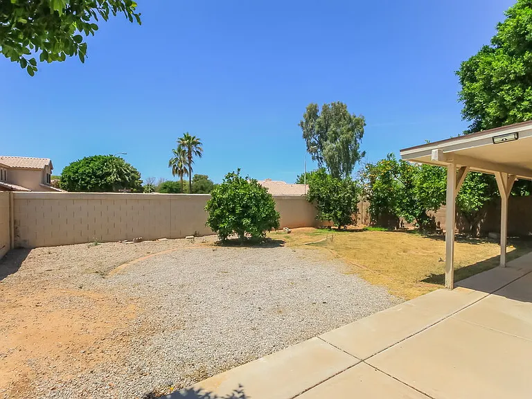 1130 N Meadows Dr — Photo 16