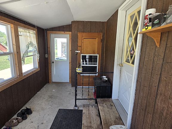 5th image of 308 Taylor St