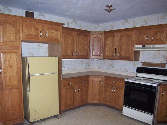 5th image of 2175 Hinckley Hills Rd