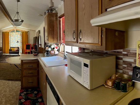 5th image of 51356 Huntington Rd SE #6