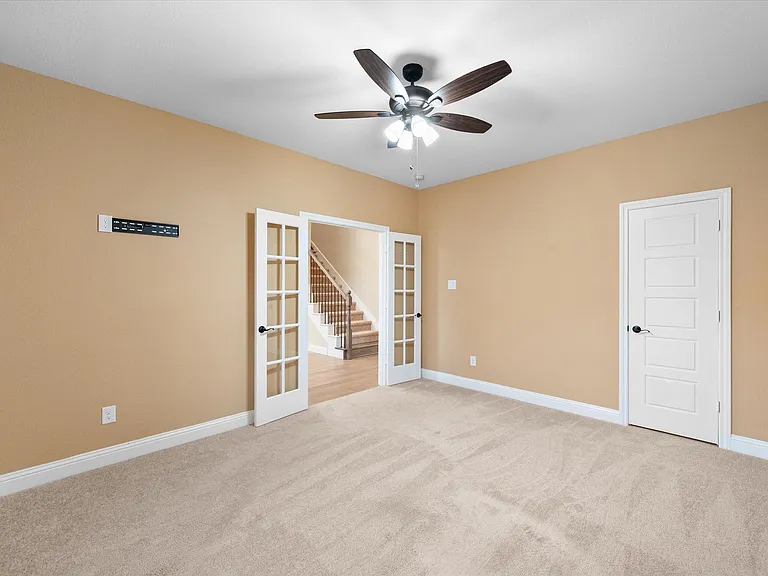 4434 Verbena St — Photo 8