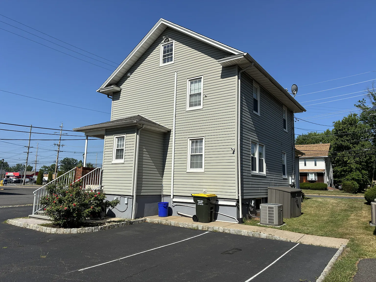 66 Finderne Ave — Photo 4