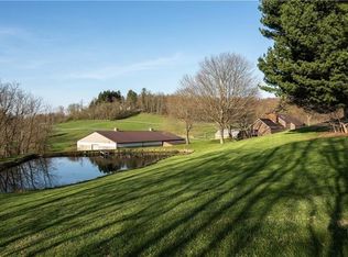 544 Valencia Rd, Mars, PA 16046