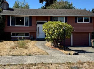 1822 N Bristol Street, Tacoma, WA 98406