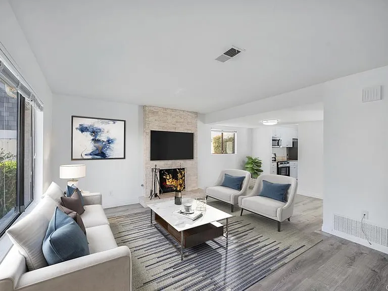 851 Del Mar Downs Rd #E — Photo 3