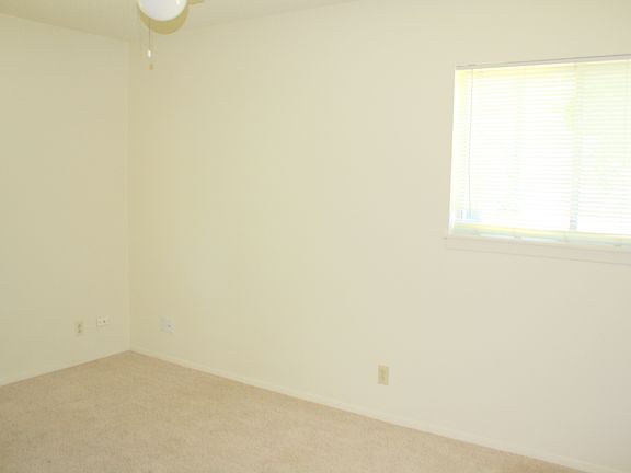 5th image of 8101 Stillwood Ln