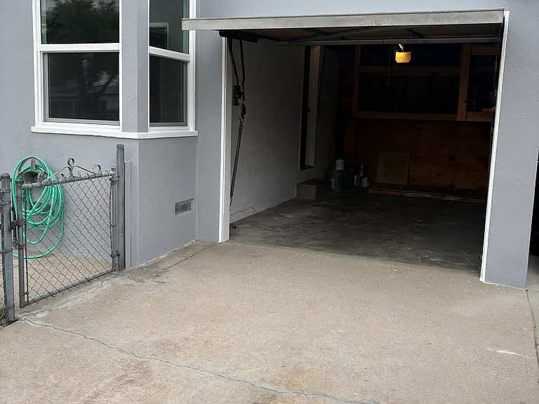 2037 N Brighton St — Photo 20