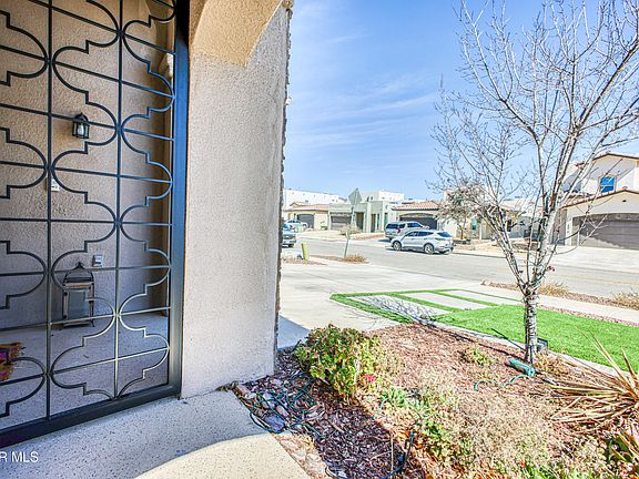 5th image of 6081 Rivet Pl