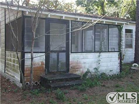 2nd image of 427 Avenue A