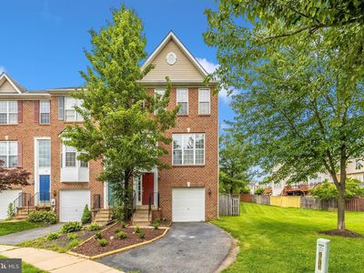 1913 Harpers Ct, Frederick, MD, 21702