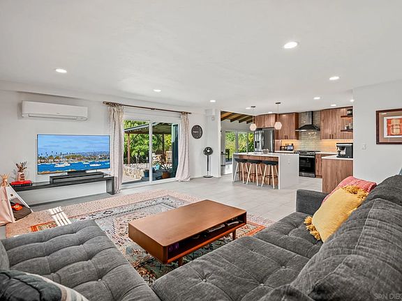 5th image of 4173 Conrad Dr