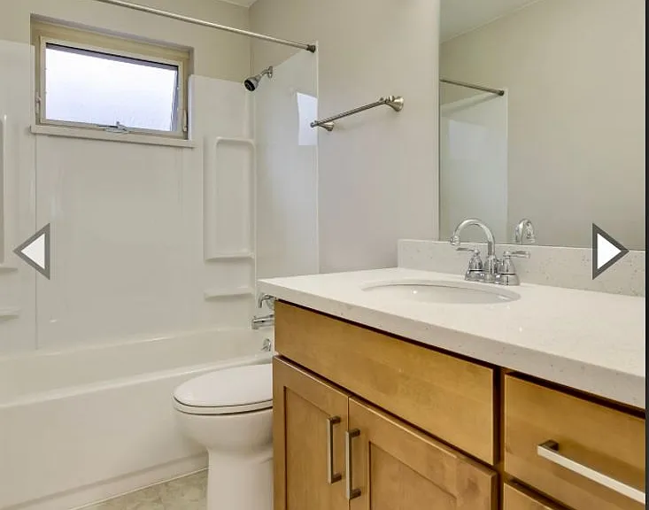 14th Ave Apartments — Photo 16