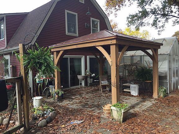 Carriage House Apartment 
