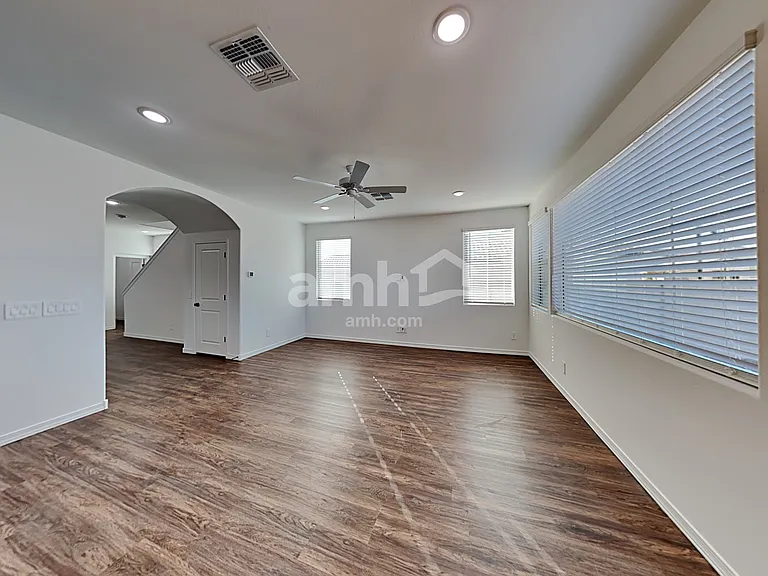 795 S 150th Dr — Photo 7