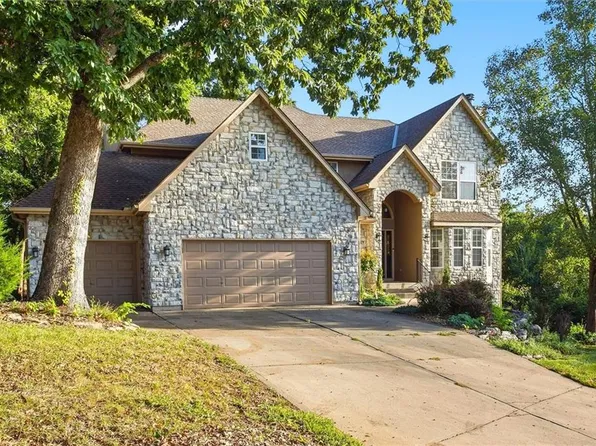 22808 E 28th Street Ct, Blue Springs, MO 64015