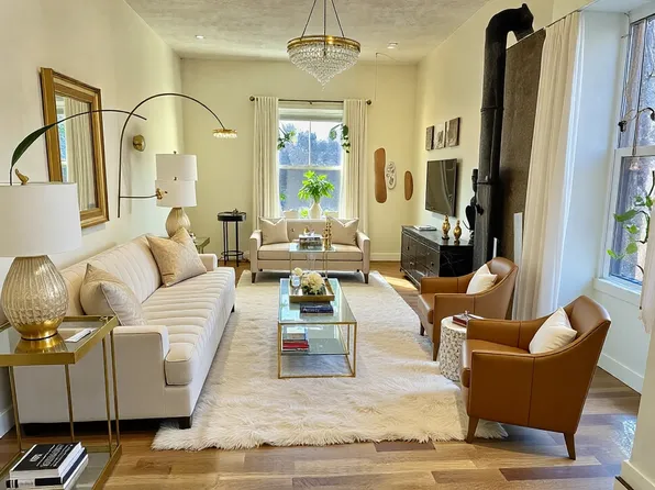 3 Worcester Sq APT 7, Boston, MA 02118