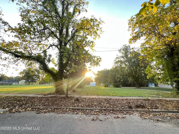 206 Dr Martin Luther King Jr Dr, Boyle, MS 38730