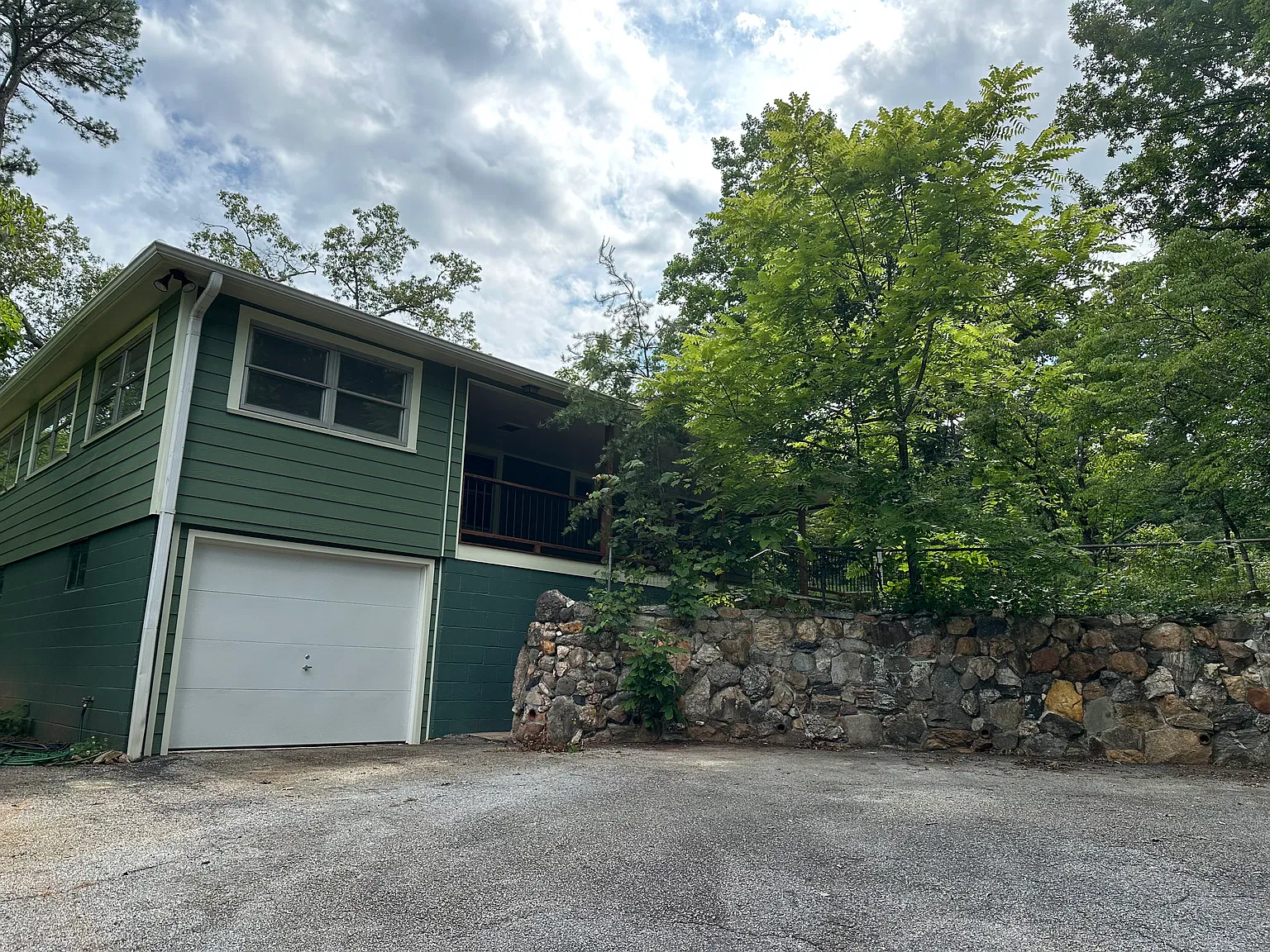 2 bed, 1153 sqft, $1,850 — Photo 3