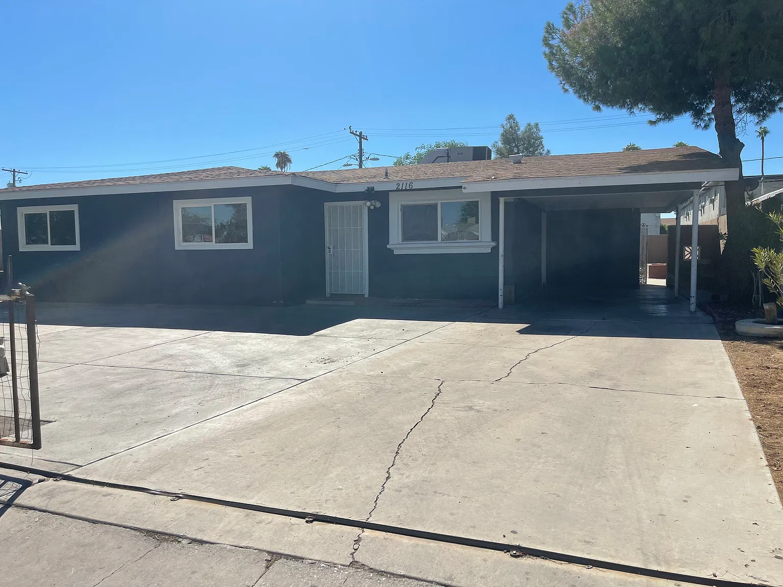 4 bed, 2.5 bath, 1769 sqft, $2,300 — Photo 3