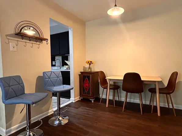 103 Vail Ct, Mays Landing, NJ 08330
