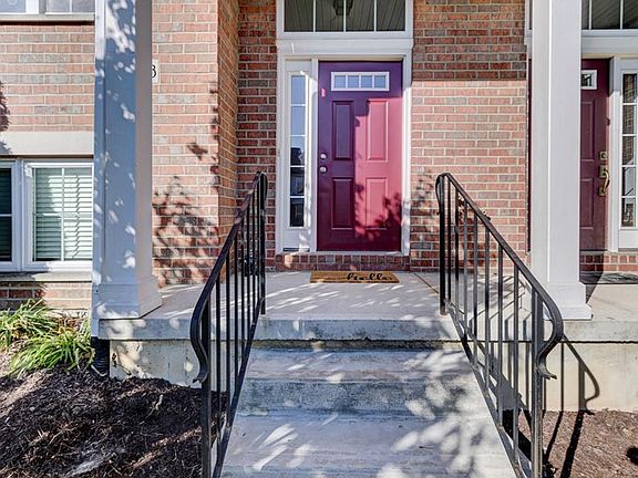 4th image of 2701 Gardenia Ave APT 3