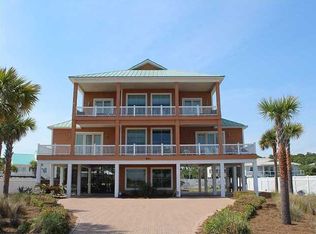 941 E Gorrie Dr, Eastpoint, FL 32328