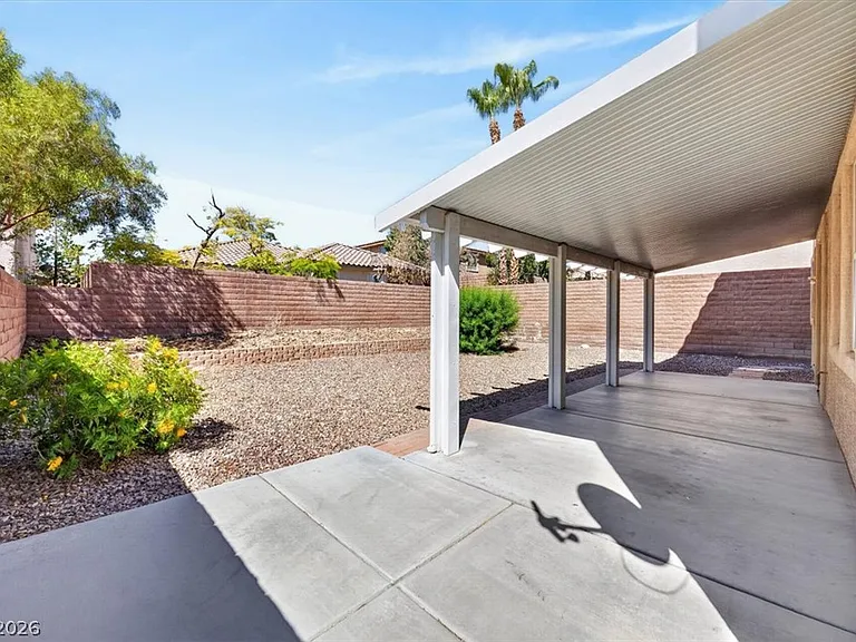 3799 Honey Ridge Ct — Photo 44