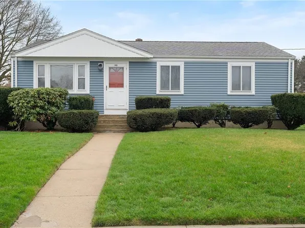90 Waycross Dr, Warwick, RI 02888