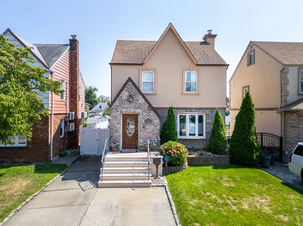 151-54 10th Avenue image 1 of 28