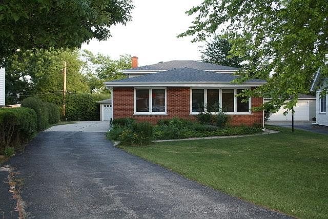 1st image of 307 Nellie Ct